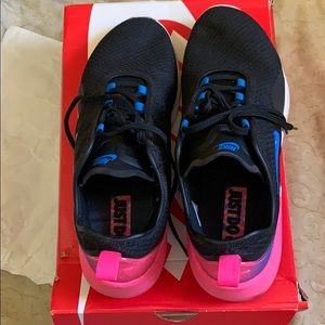 Nike Air max motion 2